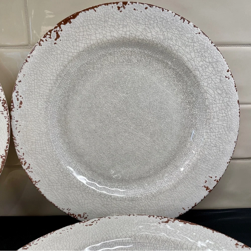 Williams Sonoma Rustic Outdoor Melamine Dinner Plates Set of 4 Ivory Crackle 11”